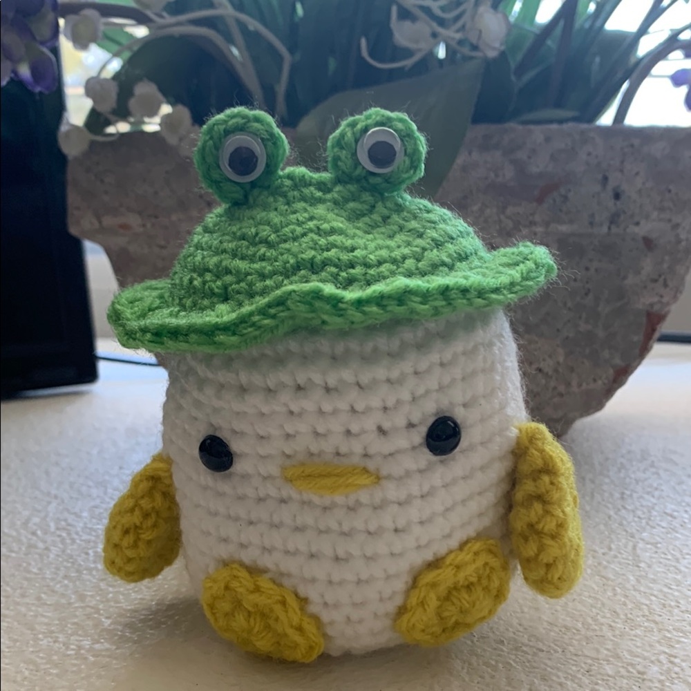 Crochet Frog Hat Plush Toy